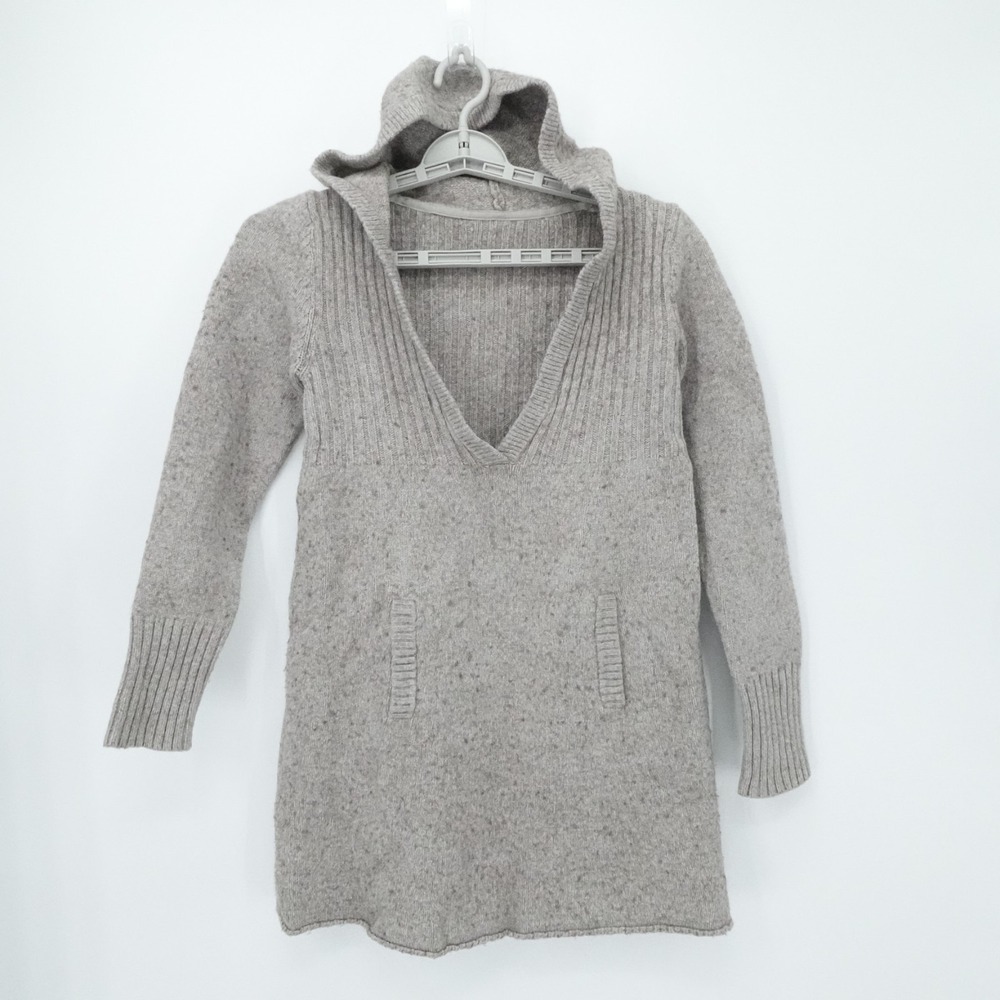 Gap Sweater Womens Small Gray Heathered Hooded Pocket Knit Lambswool Deep V‎